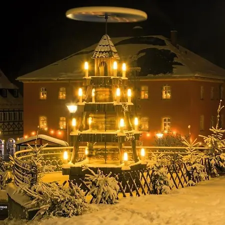 Gartentraum, Feuergrill, Kids-spielwelt, 4raeume Apartman