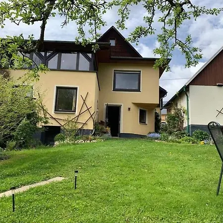 Apartman Gartentraum, Feuergrill, Kids-spielwelt, 4raeume