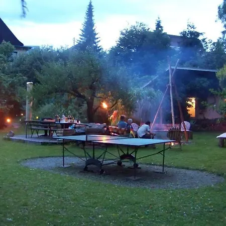 Gartentraum, Feuergrill, Kids-spielwelt, 4raeume Apartman Hartenstein