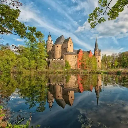 Gartentraum, Feuergrill, Kids-spielwelt, 4raeume Apartman Hartenstein