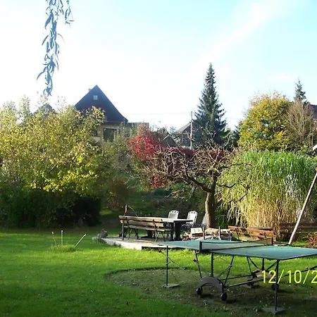 Gartentraum, Feuergrill, Kids-spielwelt, 4raeume Apartmán Hartenstein (Saxony)