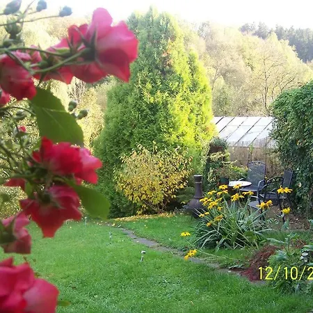 Gartentraum, Feuergrill, Kids-spielwelt, 4raeume Apartman