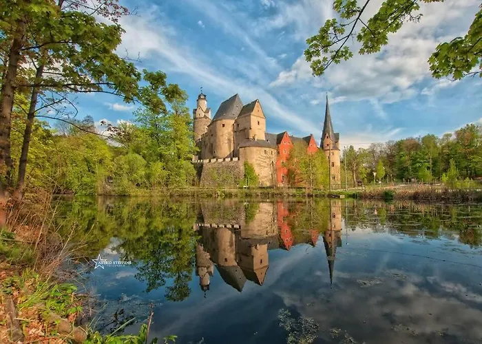 Gartentraum, Feuergrill, Kids-spielwelt, 4raeume 公寓 哈特恩斯特恩