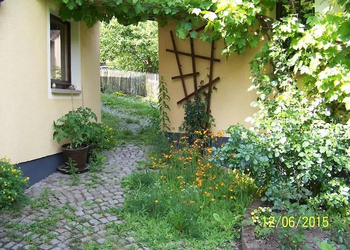 Gartentraum, Feuergrill, Kids-spielwelt, 4raeume Hartenstein (Saxony)