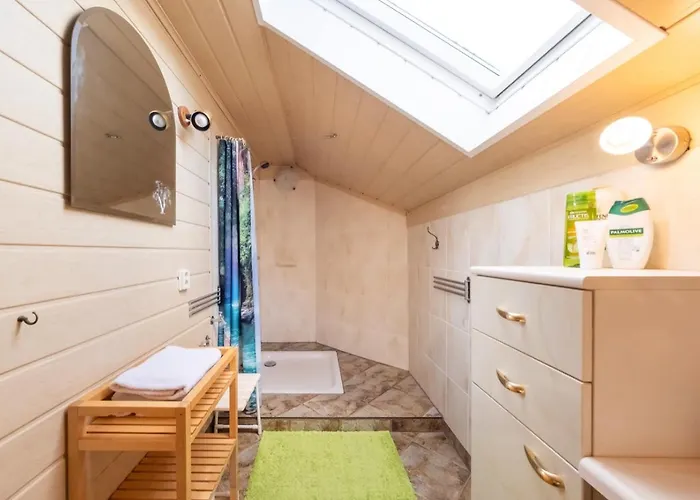 Gartentraum, Feuergrill, Kids-spielwelt, 4raeume Hartenstein (Saxony)